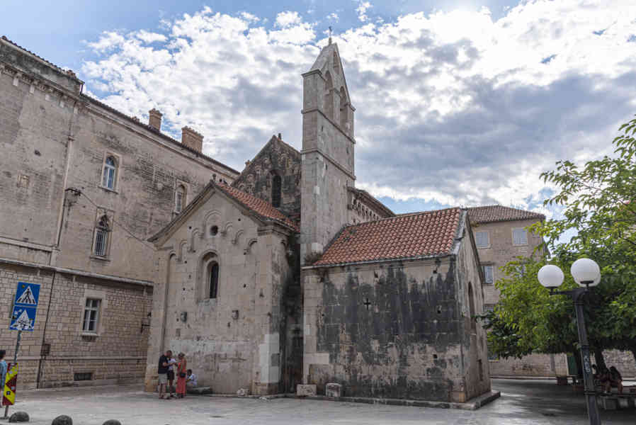 Croacia - Trogir 26 - iglesia de San Juan Bautista